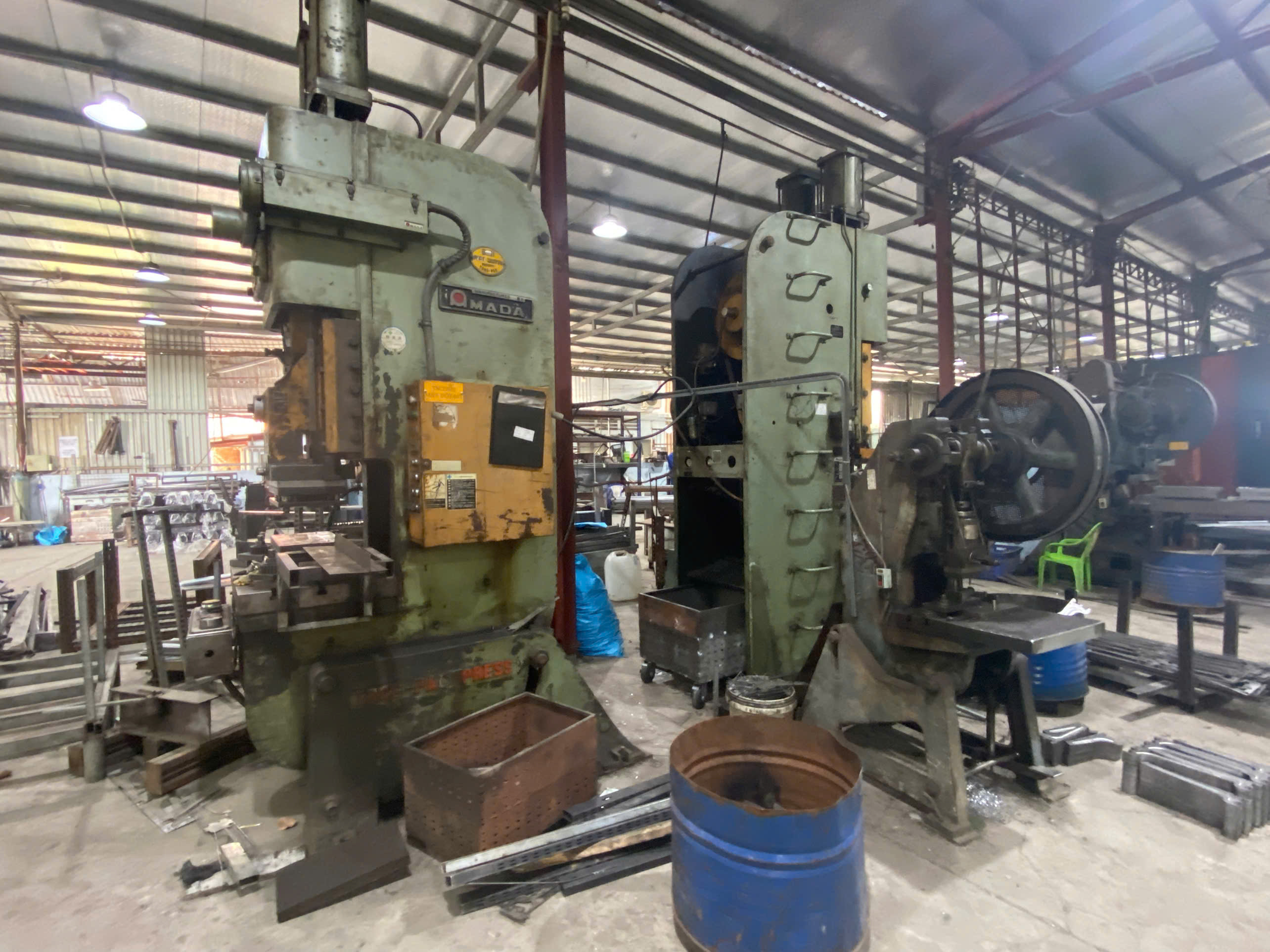 Stamping machine 1.jpg